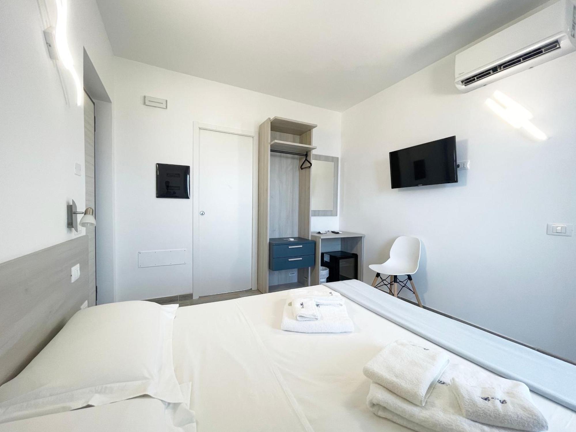 Perla Blu Tropea Bed & Breakfast Санта Доменика Екстериор снимка
